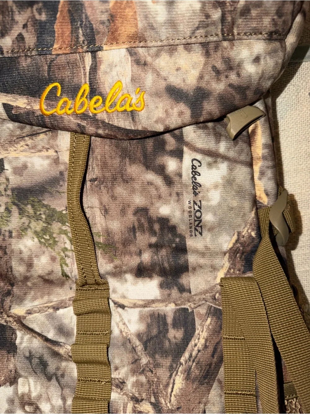 Cabela's Men's Camo Hiking Backpack in Brown and Olive
